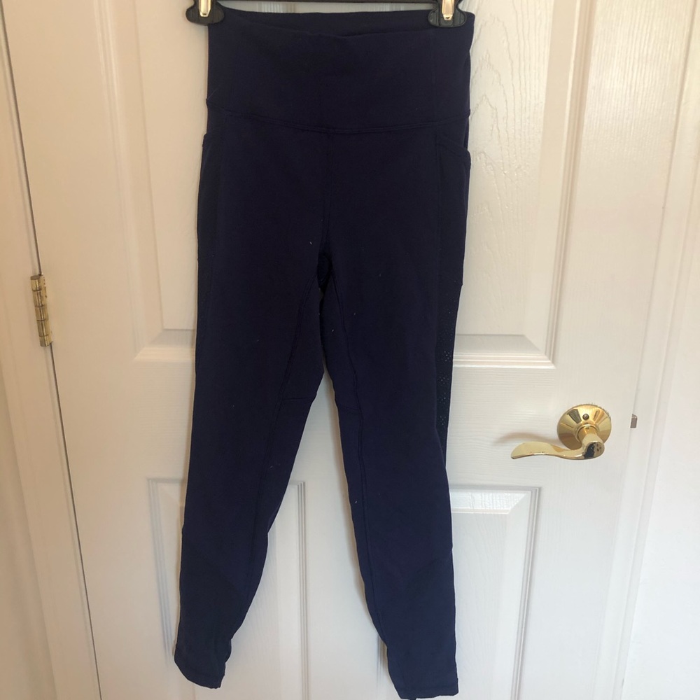 Lululemon leggings!